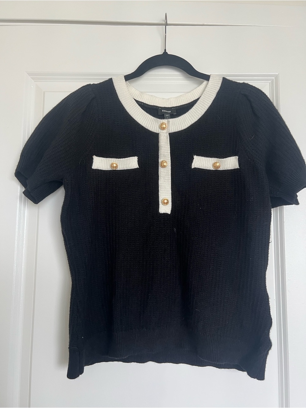 EXPRESS Women’s Chic Black & White Knit Top with Gold Buttons